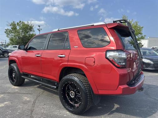 2018 Toyota 4Runner SR5/SR5 PREMIUM/LIMITED