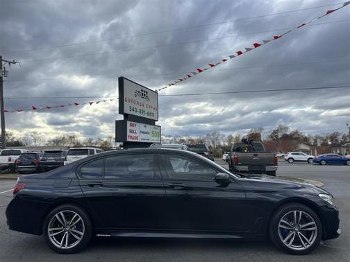2018 BMW 750 i xDrive