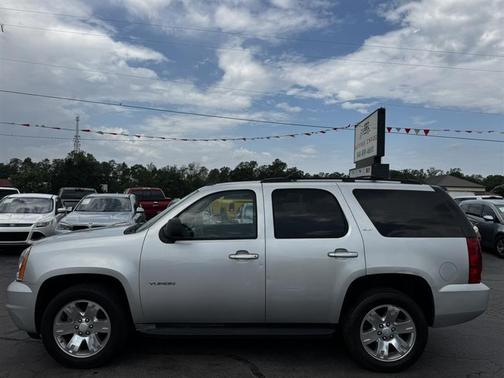 Silver 2010 GMC Yukon SLT