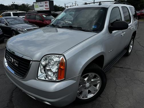 Silver 2010 GMC Yukon SLT