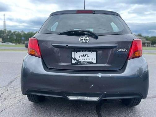 2017 Toyota Yaris L