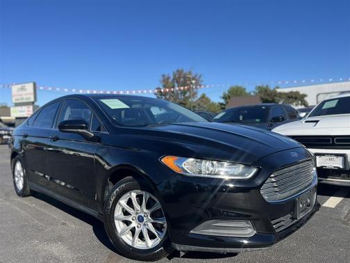2016 Ford Fusion S