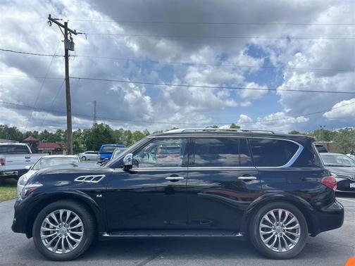 2017 INFINITI QX80 Base