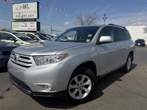 Silver 2013 Toyota Highlander
