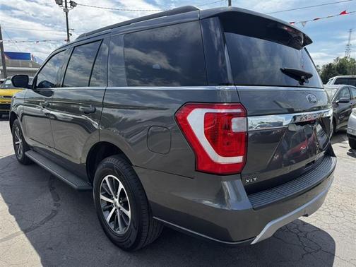 Gray 2020 Ford Expedition XLT