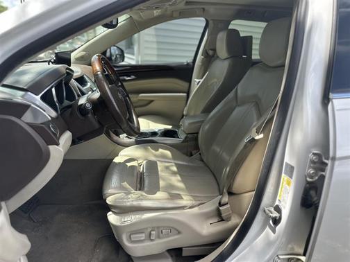 2010 Cadillac SRX Luxury Collection