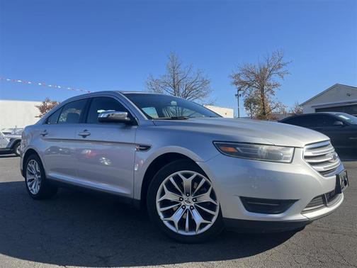 2015 Ford Taurus Limited