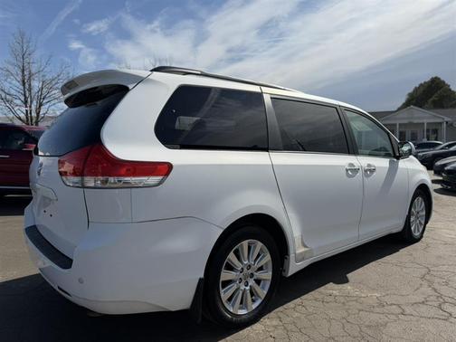 2011 Toyota Sienna Limited
