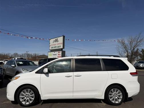 2011 Toyota Sienna Limited