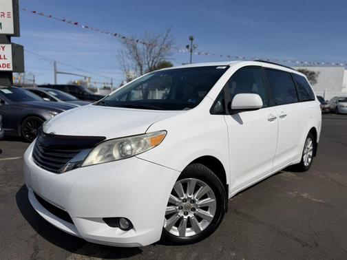 2011 Toyota Sienna Limited