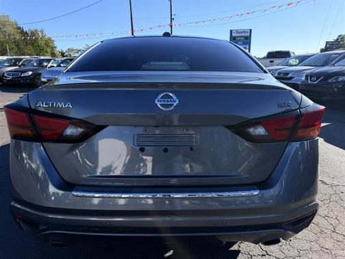 Gun Metallic 2021 Nissan Altima 2.5 SR
