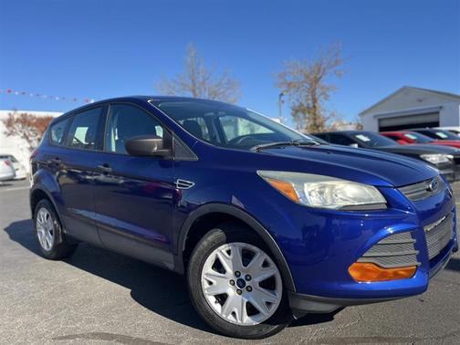 2014 Ford Escape S