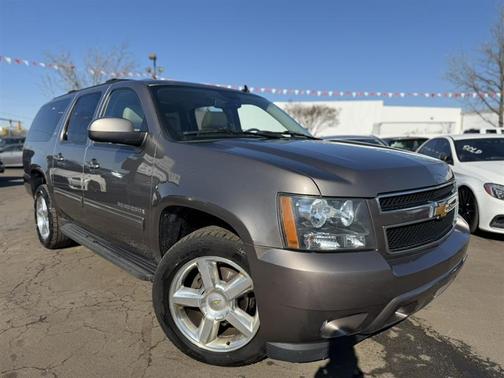 2014 Chevrolet Suburban 1500 LT
