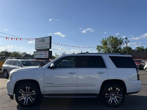 White 2017 GMC Yukon Denali