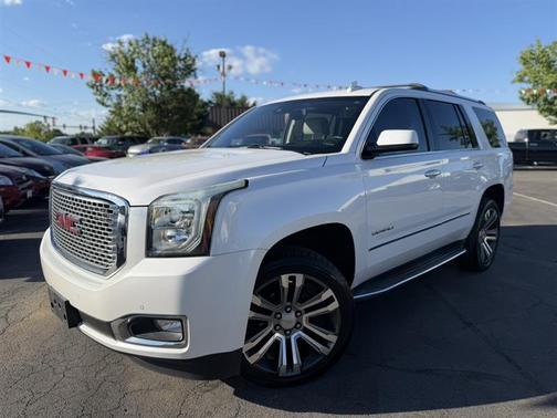 White 2017 GMC Yukon Denali