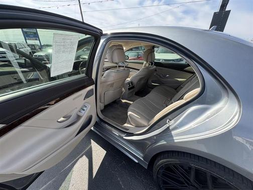 2014 Mercedes-Benz S-Class S 550