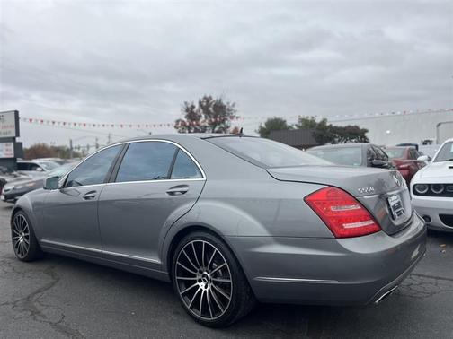 2011 Mercedes-Benz S-Class S 550 4MATIC