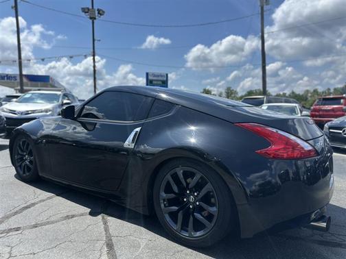 2017 Nissan 370Z Base