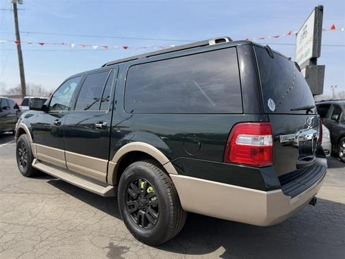 Green 2013 Ford Expedition EL XLT