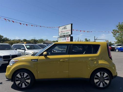 Yellow 2014 Kia Soul !