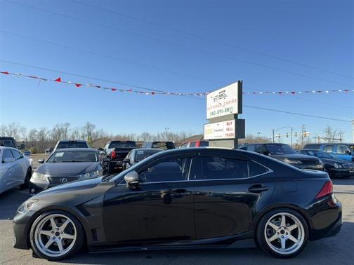 2018 Lexus IS 300 Base