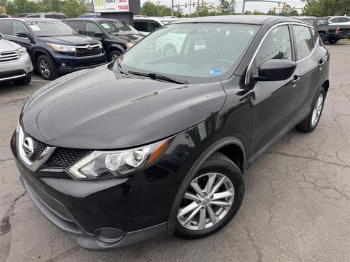 Magnetic Black 2017 Nissan Rogue Sport S