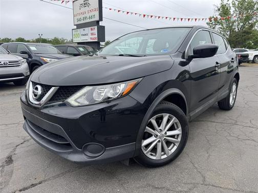 Magnetic Black 2017 Nissan Rogue Sport S