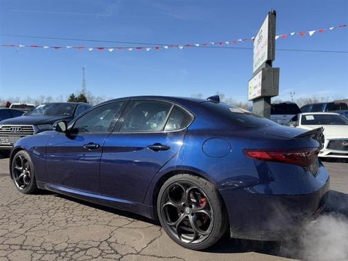 2017 Alfa Romeo Giulia Ti