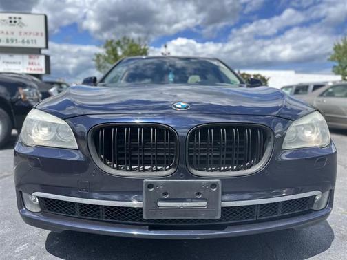 2012 BMW 750 i xDrive