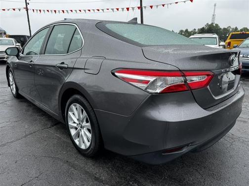 Gray 2019 Toyota Camry LE/SE/XLE/L