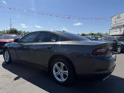 Gray 2019 Dodge Charger SXT