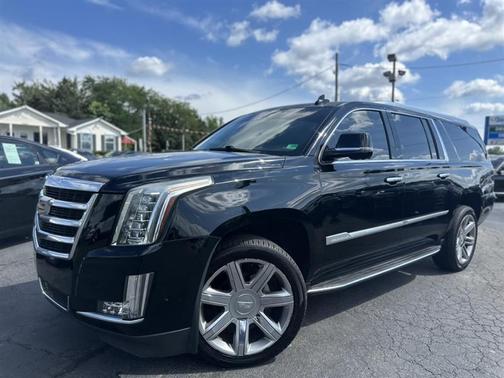 2018 Cadillac Escalade ESV Luxury