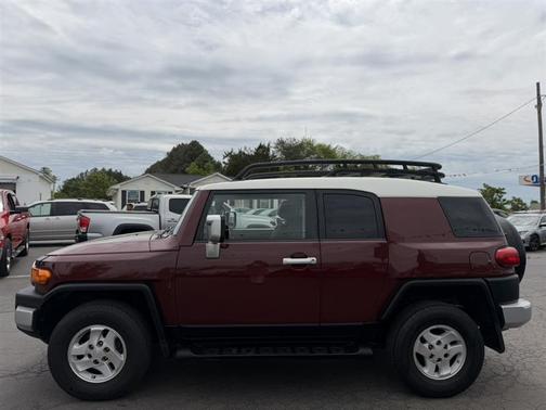 Red 2008 Toyota FJ Cruiser
