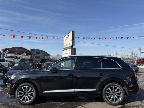 2019 Audi Q7 45 Premium Plus