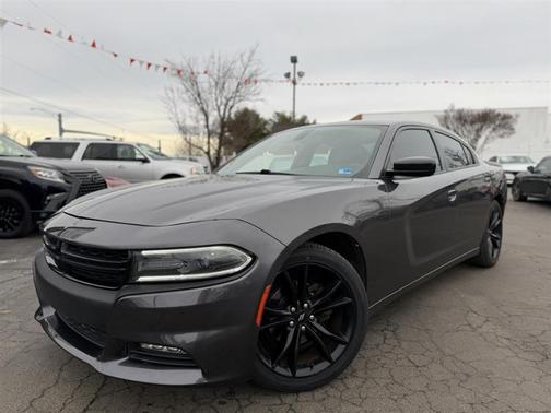 2017 Dodge Charger SXT
