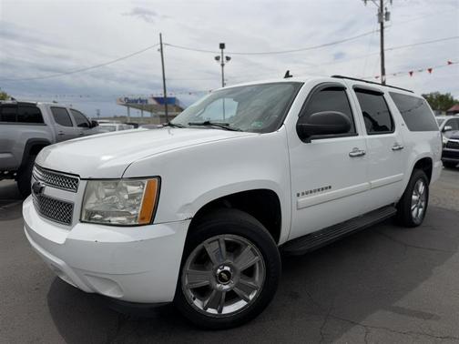 White 2008 Chevrolet Suburban 1500 LTZ