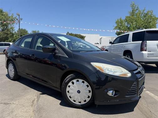 Black 2012 Ford Focus SE