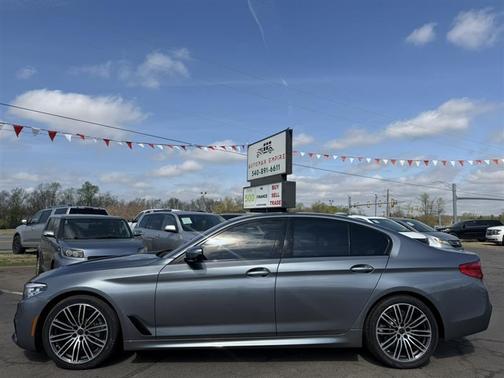 Gray 2017 BMW 530 i