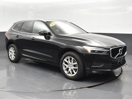 2021 Volvo XC60 T5 Momentum