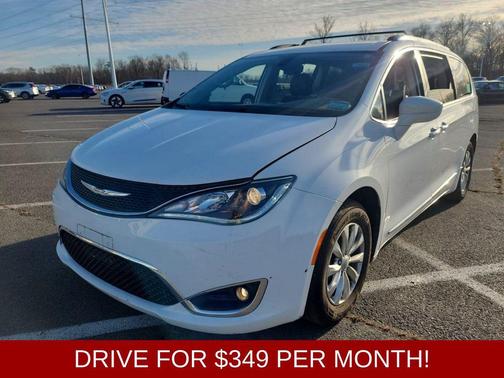 2018 Chrysler Pacifica Touring-L