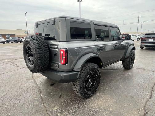 Gray Metallic 2022 Ford Bronco Wildtrak