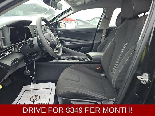 2023 Hyundai ELANTRA SEL