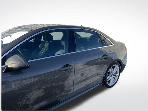 2024 Audi A4 45 S line Premium Plus