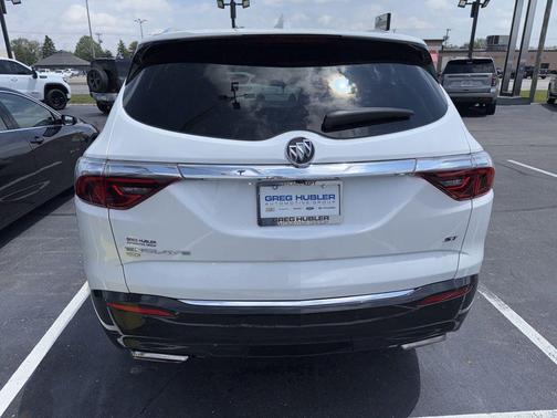 White Frost Tricoat 2023 Buick Enclave Essence AWD