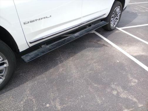 2024 GMC Yukon XL Denali Ultimate