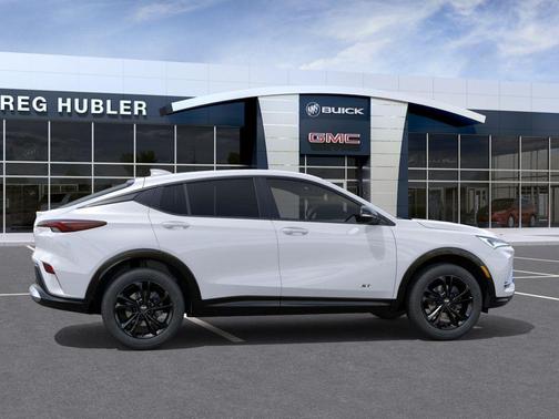 Summit White 2026 Buick Envista Sport Touring FWD