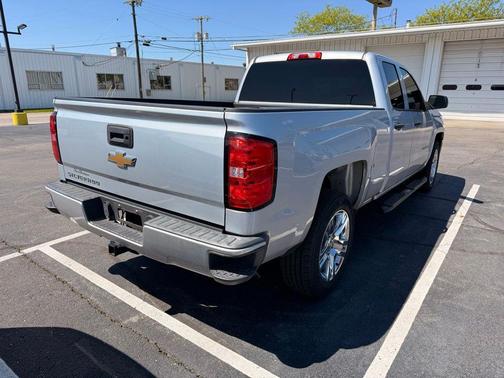 Silver Ice Metallic 2018 Chevrolet Silverado 1500 Custom