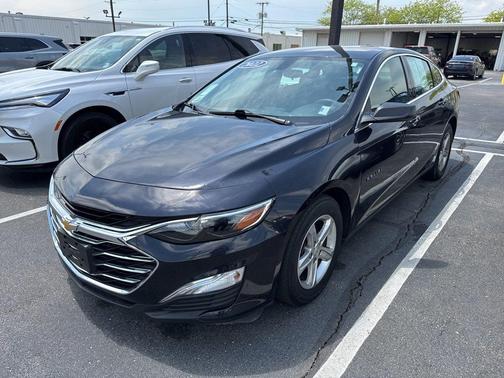 Dark Ash Metallic 2022 Chevrolet Malibu 1LS