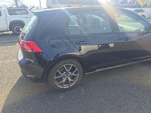 2017 Volkswagen Golf R 2.0T Manual