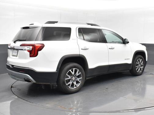2023 GMC Acadia FWD SLT